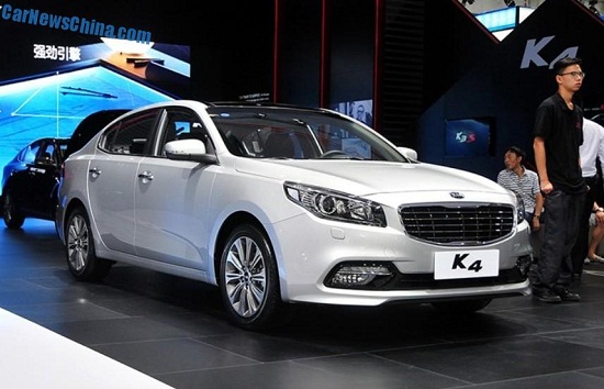 Kia giới thiệu K4 giá từ 22.500 USD